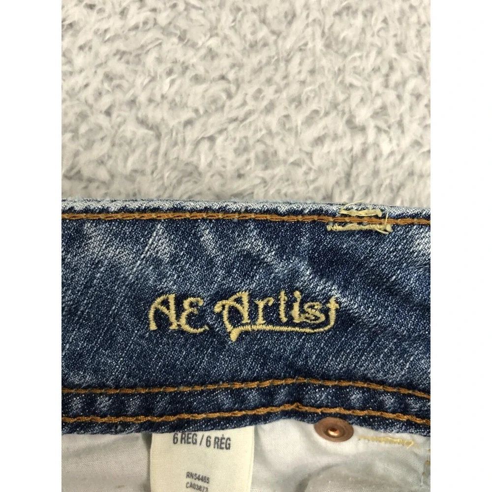 American Eagle Jeans Women's Size 6 (31x32) Artist Flare Leg Distressed Blue